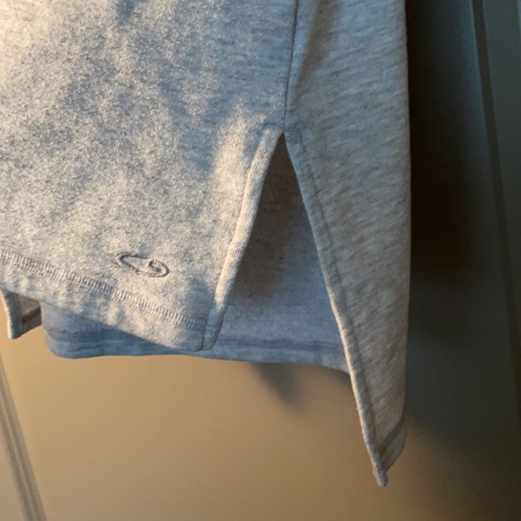 Champion 3/4 sleeve lightweight top - Picture 2 of 2